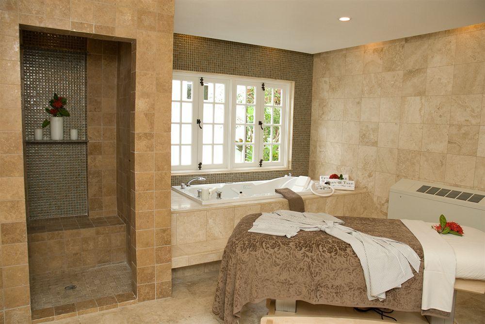 Half Moon Royal Villas Montego Bay Exterior photo